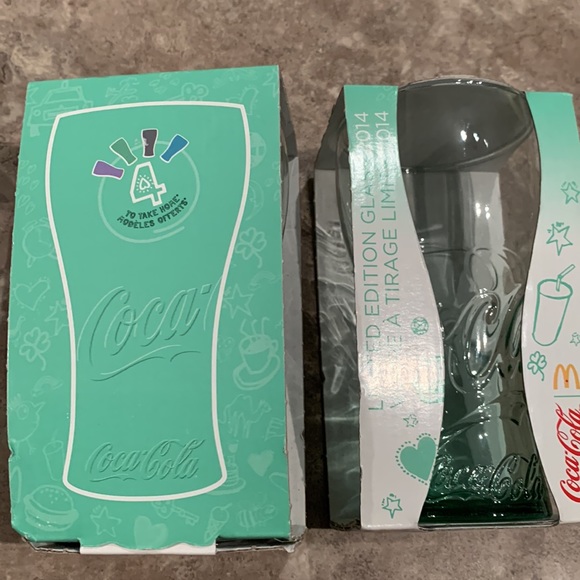 McDonalds Coca-Cola Glasses 8oz - Picture 2 of 3